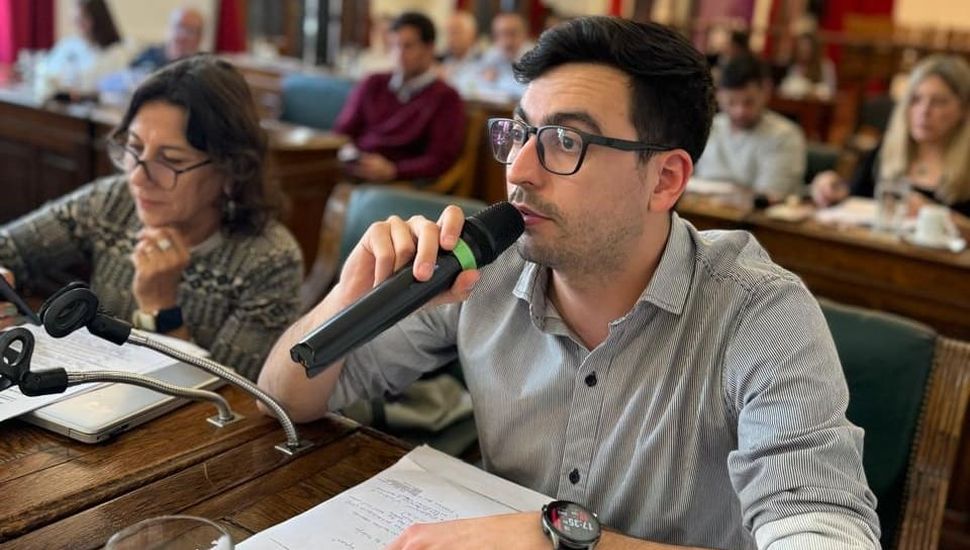 Pergamino se Pronuncia: José Luis Espert Declarado “Persona No Grata” en su Ciudad Natal